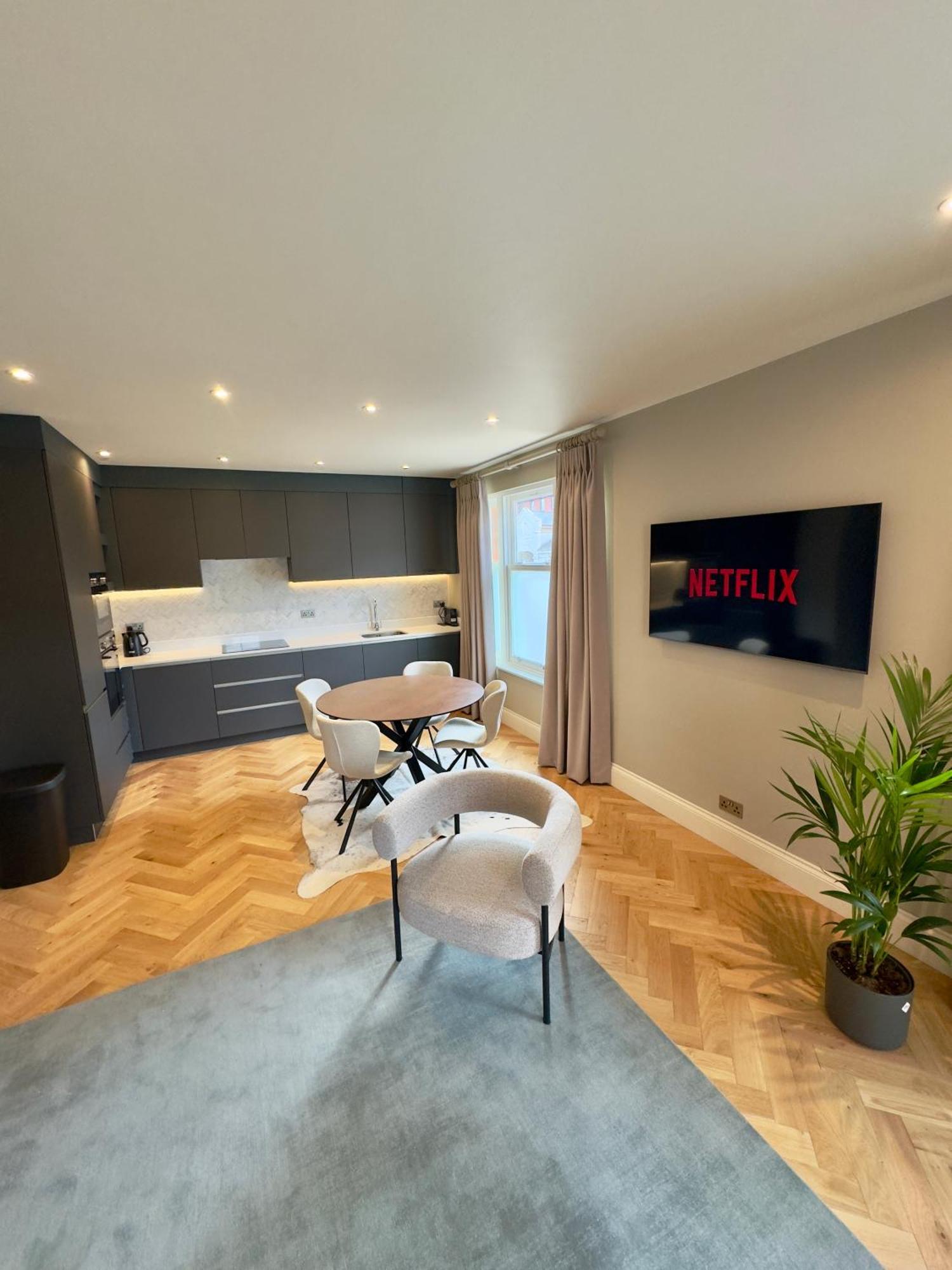 Macbeths Corner High End Luxury Apartment In Centre With Parking ストラットフォード＝アポン＝エイボン エクステリア 写真